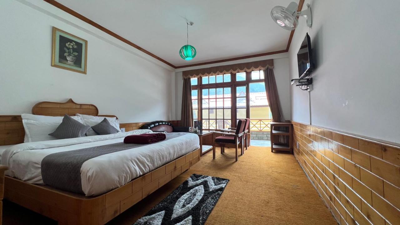 Sita Classic, Most Comfortable Family Hotel In Manali Manāli Exterior foto